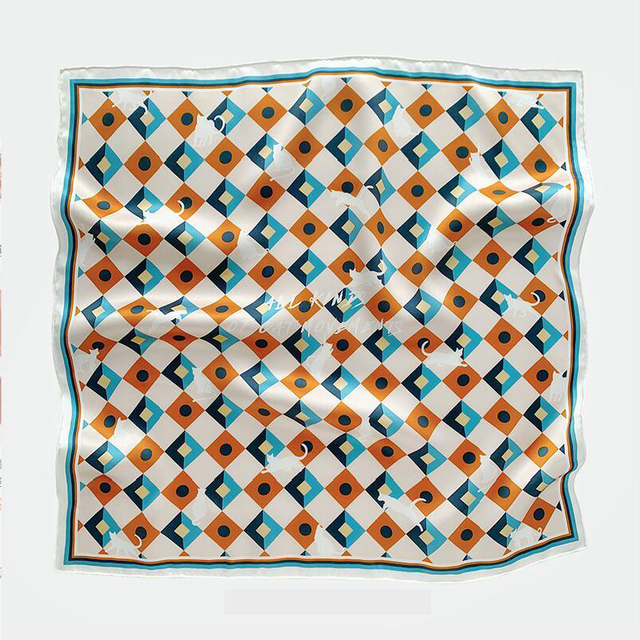 Fashion Foulard Custom Digital Printing Square Silk Scarves