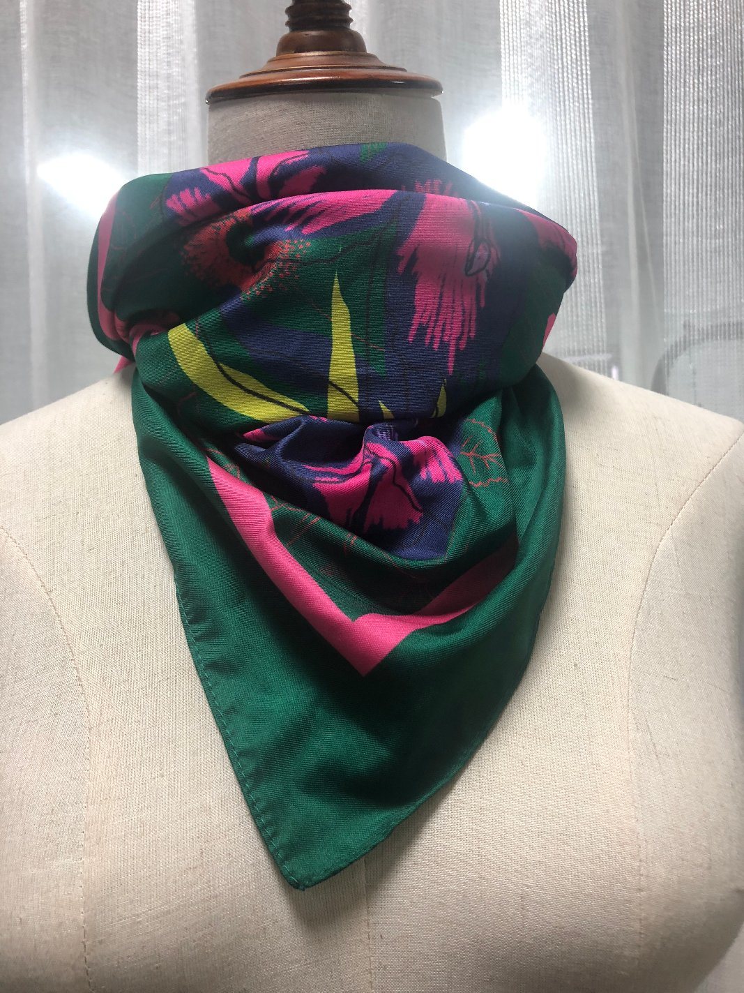 Custom popular printed 100% polyester scarf