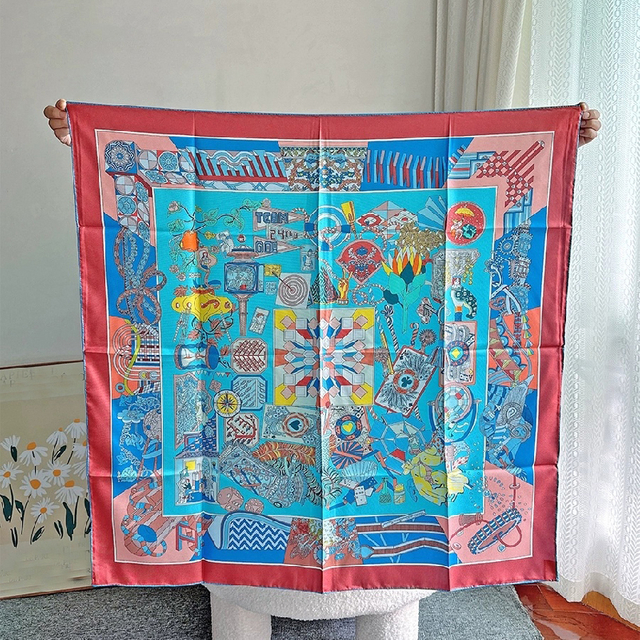 Double-Sided Same Pattern Ddifferent Color Printing Silk Scarf
