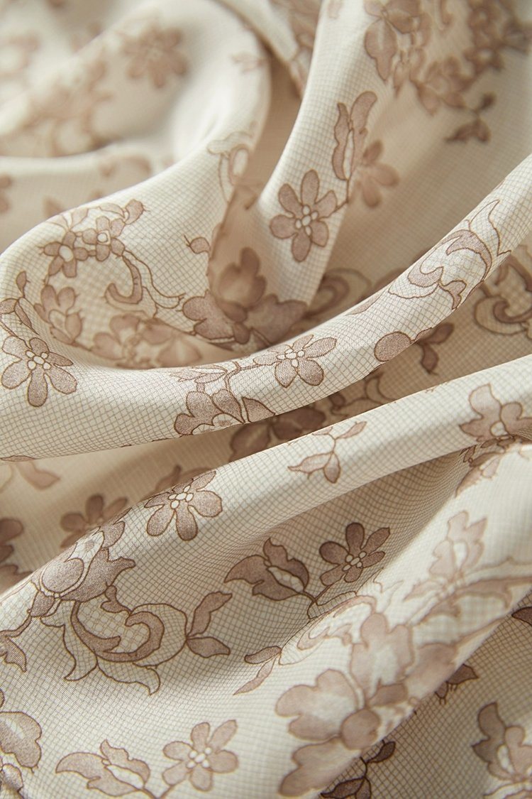 100% Mulberry Silk Floral Design Digital Printed Scarf