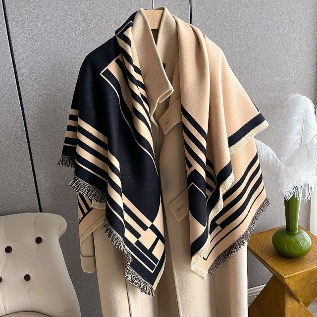 Striped Pattern 100% wool Fringe Large shawl
